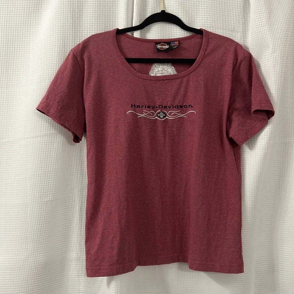 Harley Davidson short sleeve top.  100% cotton.  Good condition.Made in USA.